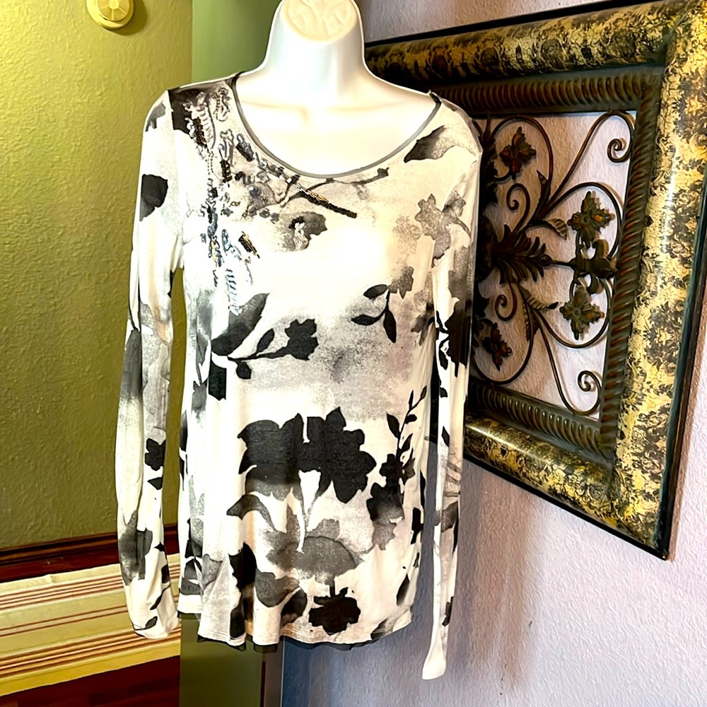 SIMPLY VERA VERA WANG Grey Floral Print Sequins/Beaded Knit Top Sz M
